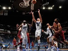 包含奥兰多魔术内部会议纪要流出：赛前主帅复盘，国王杯使命明确，资深球员宣示担当的词条-九游体育官方网站